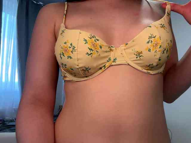 DiaphanousDream webcam