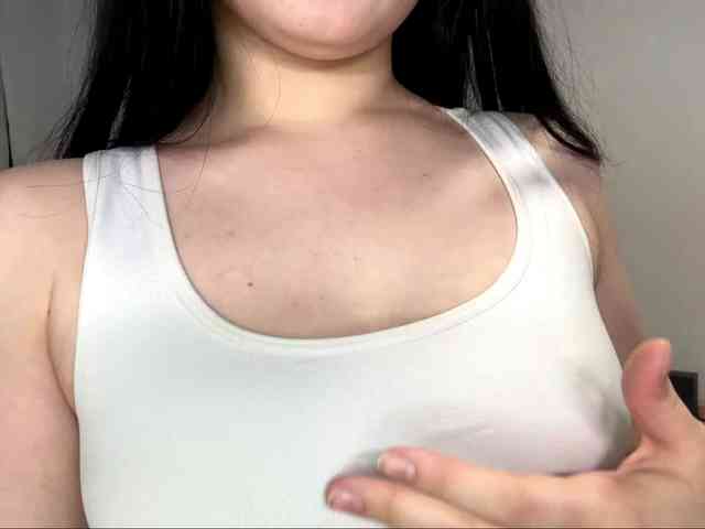 DiaphanousDream webcam