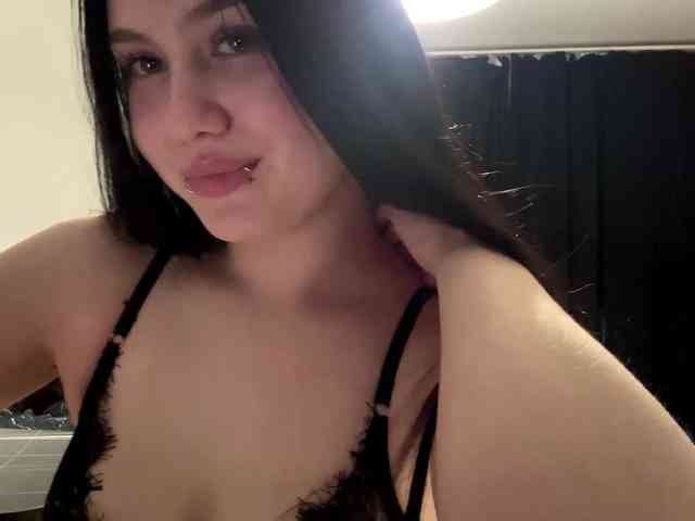 DiaphanousDream webcam