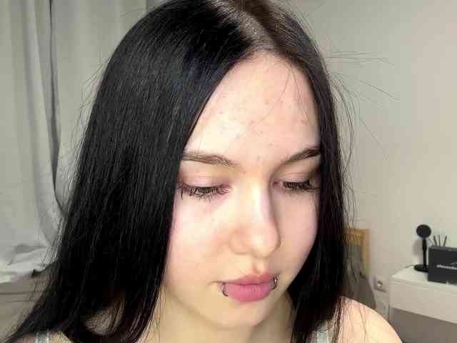 DiaphanousDream webcam