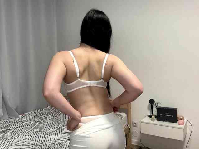 DiaphanousDream webcam