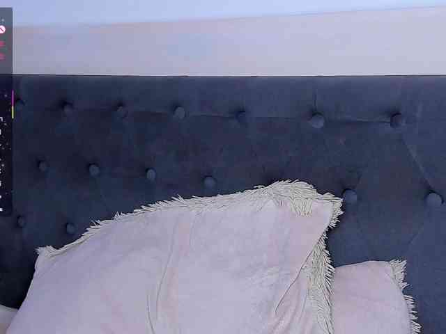 Luna1323 webcam
