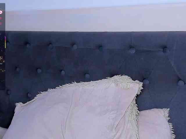 Luna1323 webcam