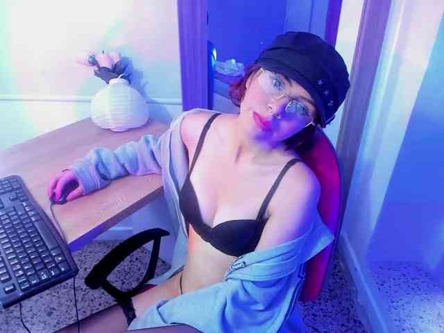 Ponmmy webcam