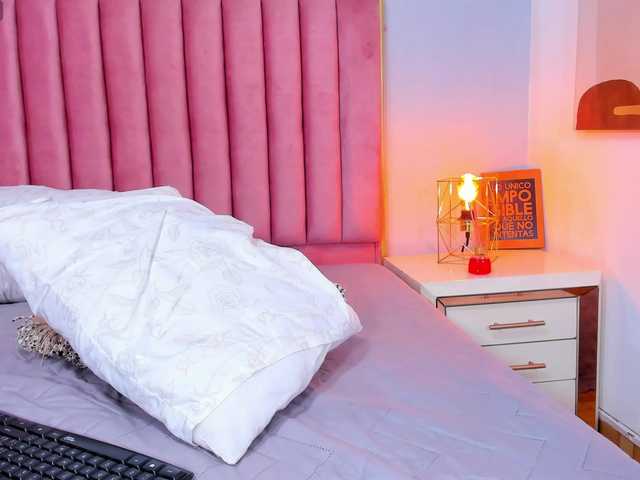 SophieBuitrago live webcam show