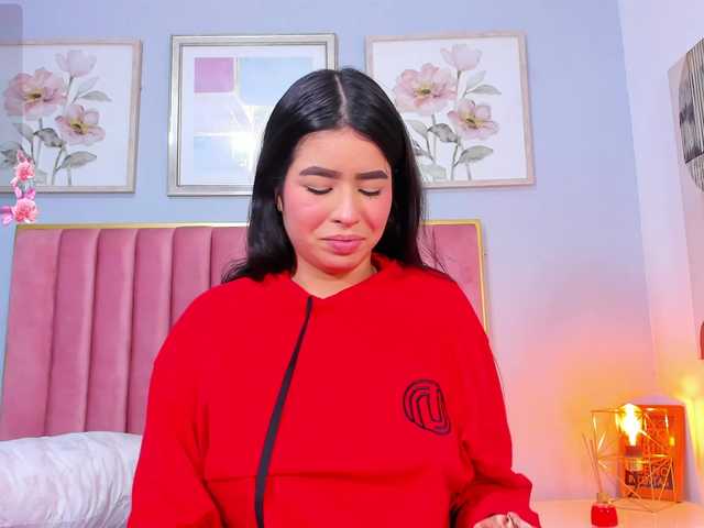 SophieBuitrago live webcam show