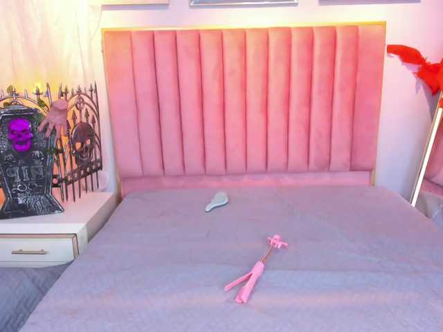 SophieBuitrago live cam on BongaCams