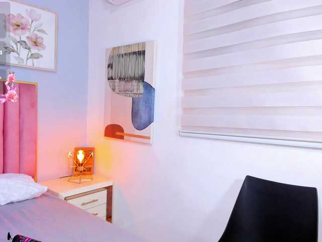 SophieBuitrago live webcam show