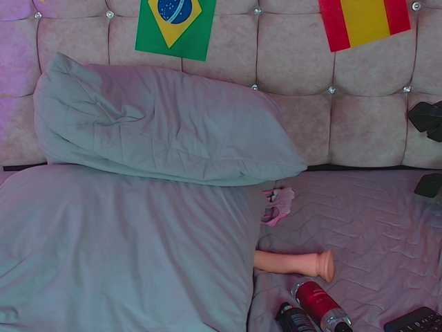 SophieBuitrago live cam on BongaCams