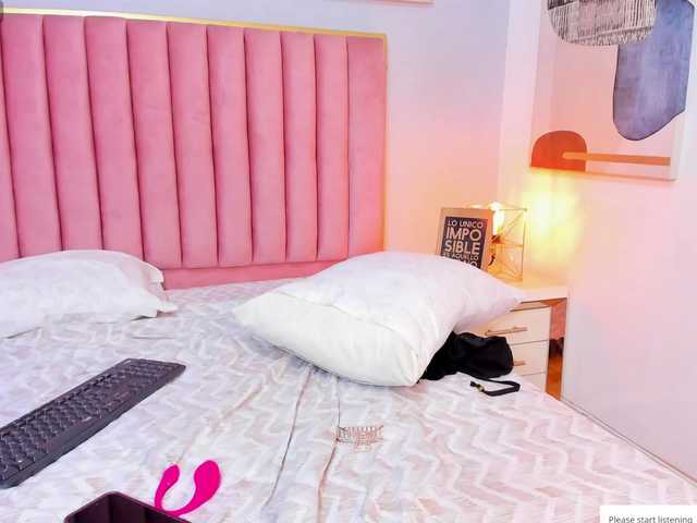 SophieBuitrago live cam on BongaCams