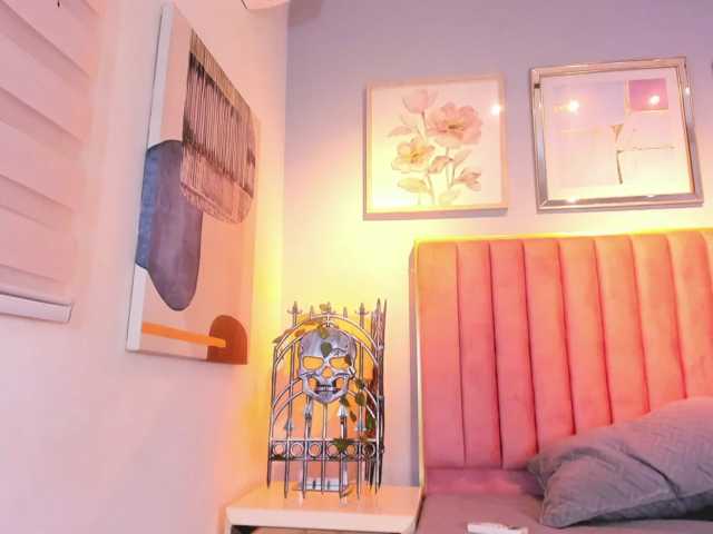 SophieBuitrago live cam on BongaCams