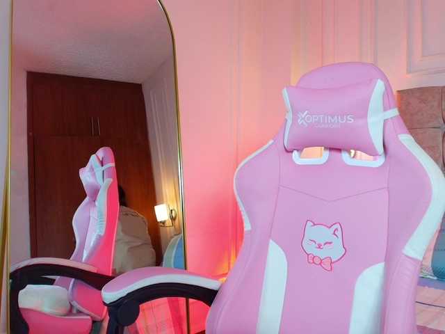 SophieBuitrago webcam