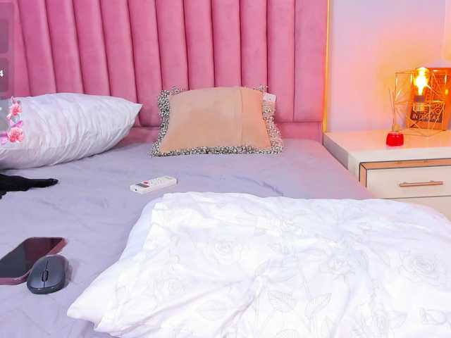 SophieBuitrago live webcam show
