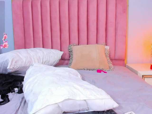 SophieBuitrago live webcam show