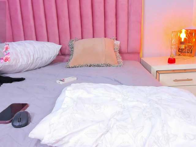 SophieBuitrago live webcam show