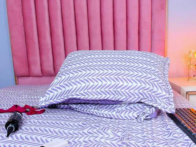 SophieBuitrago live cam on BongaCams