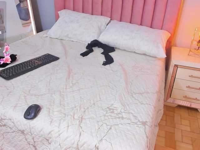SophieBuitrago live cam
