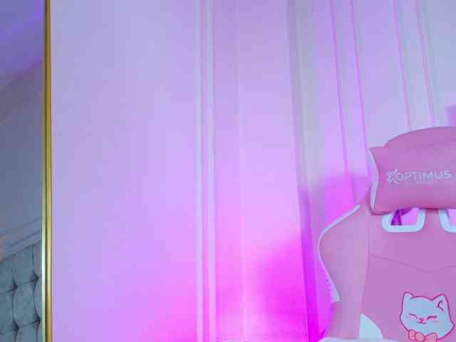 SophieBuitrago webcam