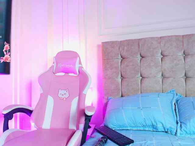 SophieBuitrago webcam