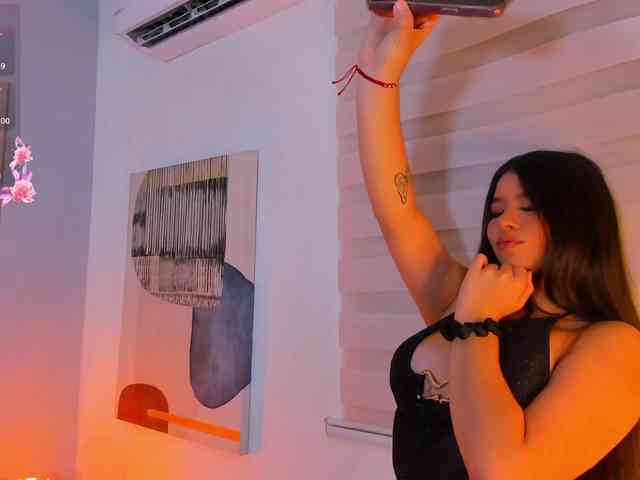 SophieBuitrago webcam