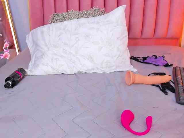 SophieBuitrago webcam