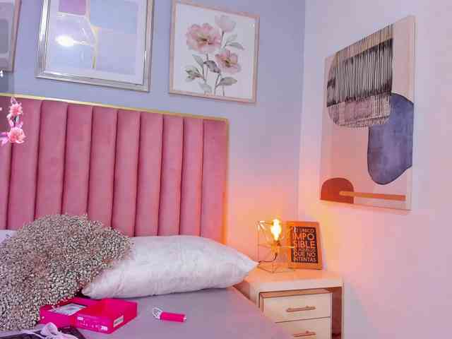 SophieBuitrago webcam