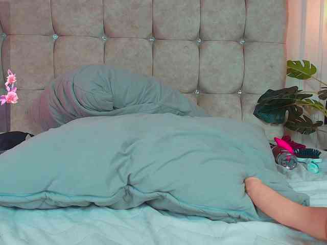 SophieBuitrago webcam