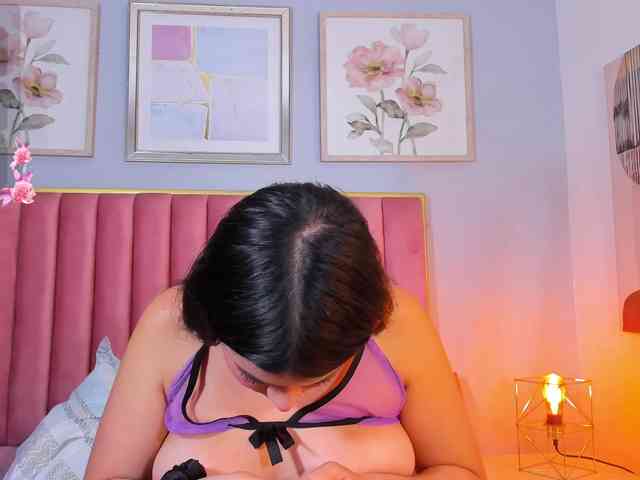 SophieBuitrago webcam