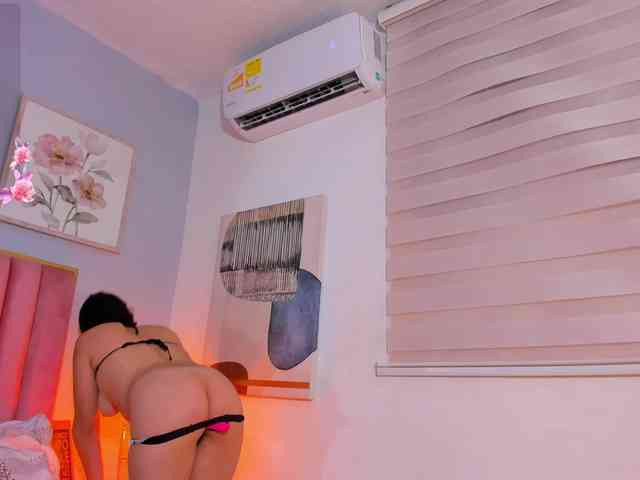 SophieBuitrago webcam