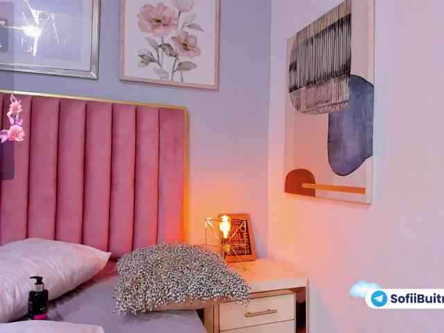 SophieBuitrago webcam
