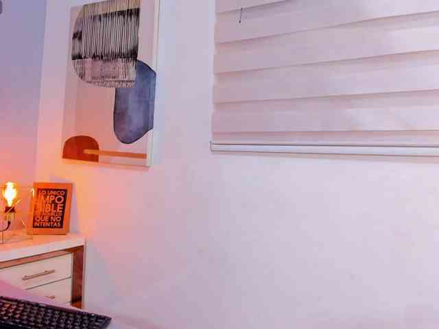 SophieBuitrago webcam