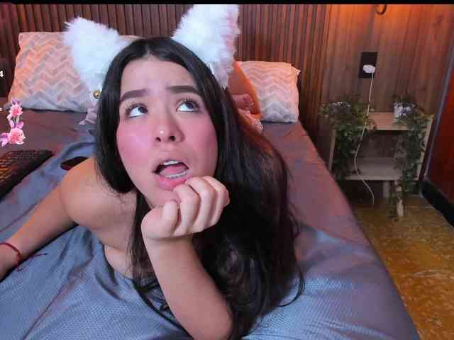 SophieBuitrago webcam