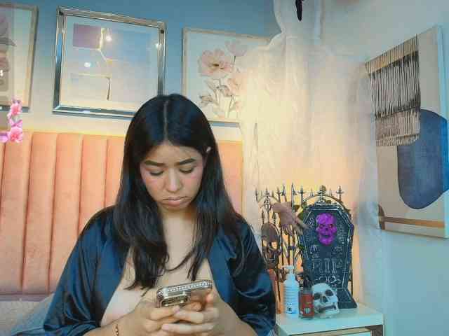 SophieBuitrago webcam