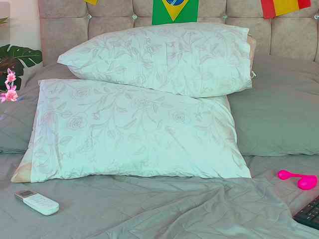 SophieBuitrago webcam