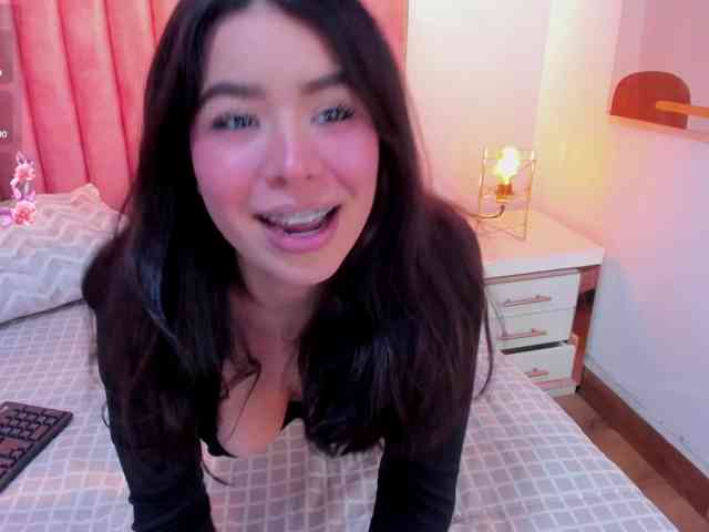 SophieBuitrago webcam