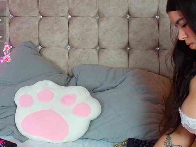 SophieBuitrago webcam