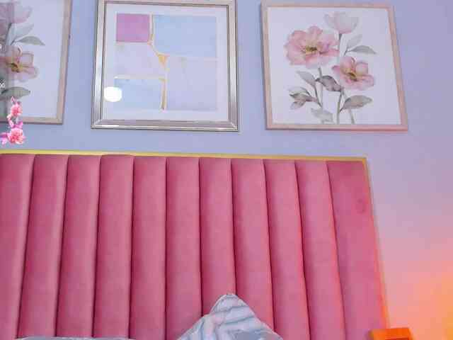 SophieBuitrago webcam