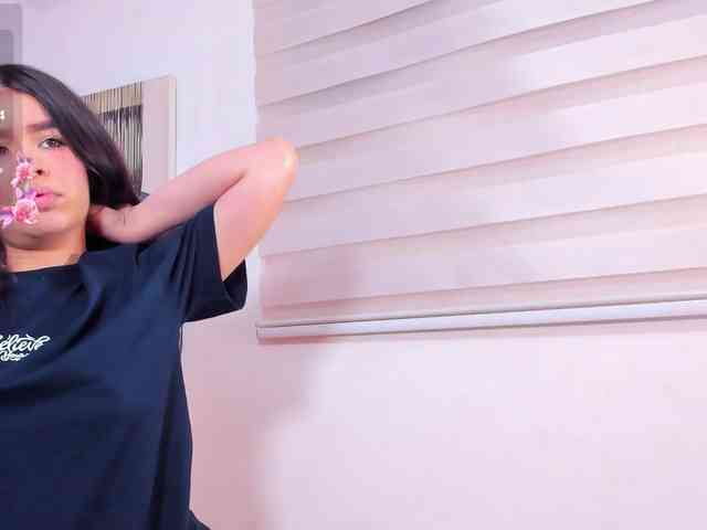 SophieBuitrago webcam