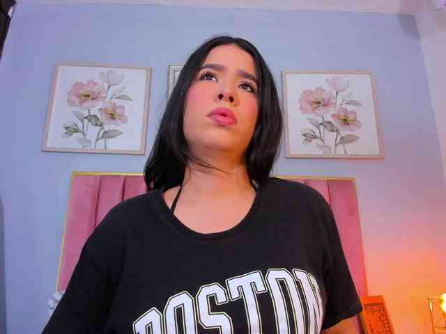 SophieBuitrago webcam