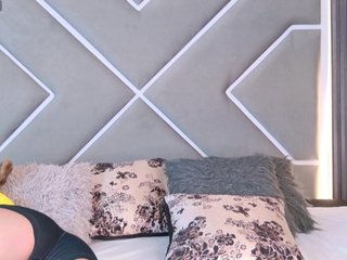 MiaKelsey Porn Show