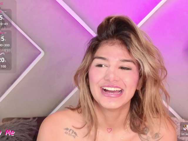 MiaKelsey live cam on BongaCams