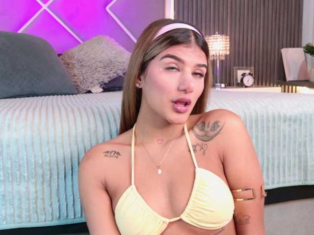 MiaKelsey live cam on BongaCams