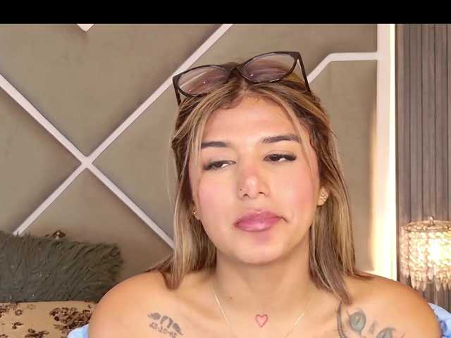MiaKelsey live cam on BongaCams