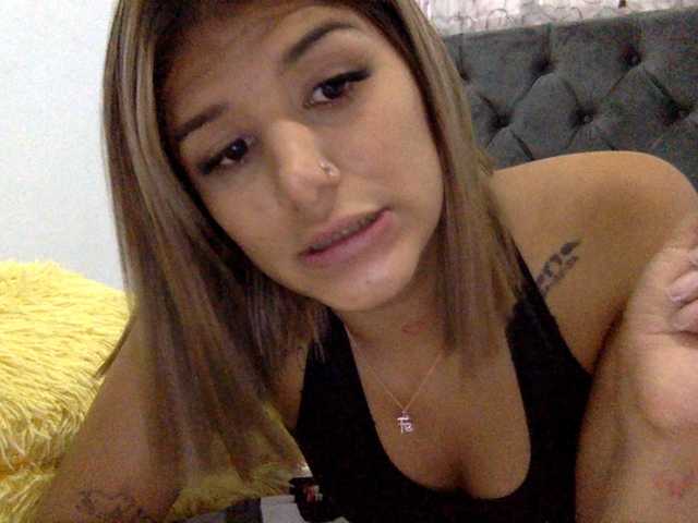 MiaKelsey live cam on BongaCams
