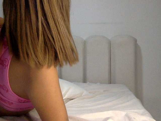 MiaKelsey live cam on BongaCams