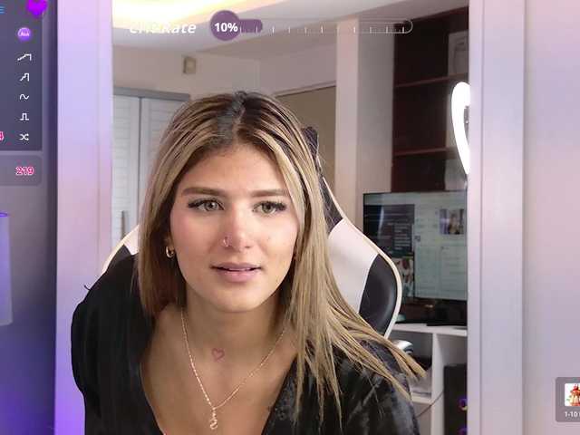 MiaKelsey live cam on BongaCams