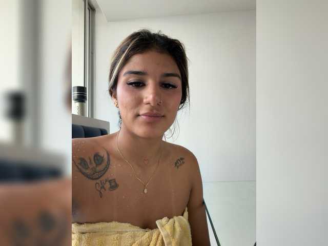 MiaKelsey live cam on BongaCams