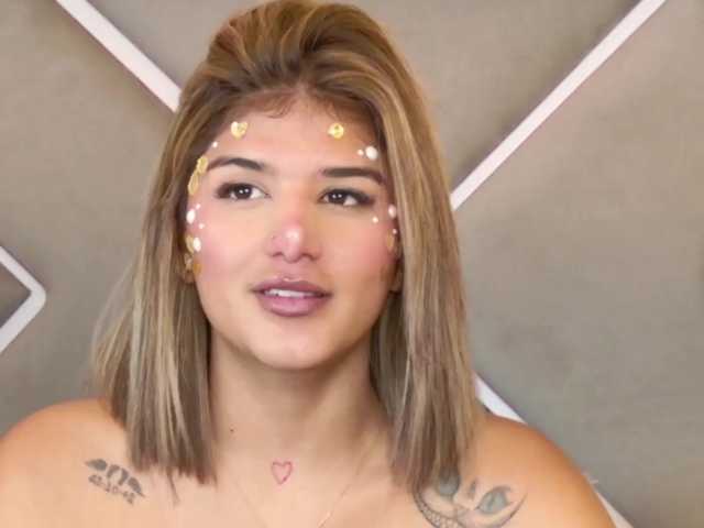 MiaKelsey live cam on BongaCams