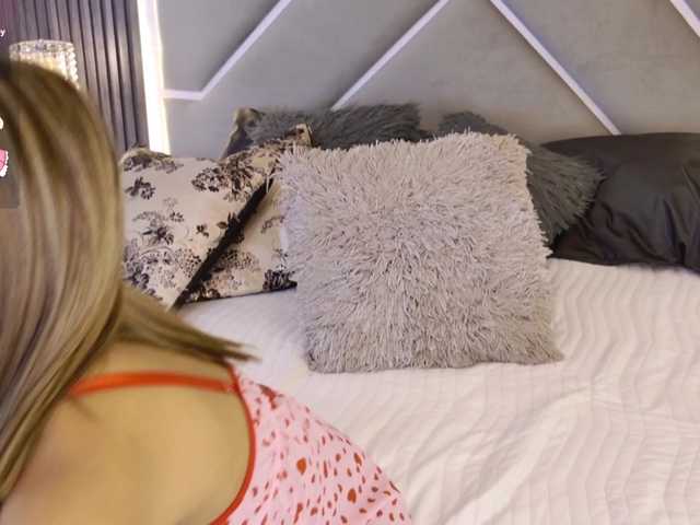 MiaKelsey live cam on BongaCams