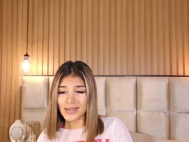 MiaKelsey live cam on BongaCams